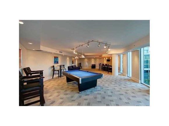 Apartamento de Alto Luxo - Aventura - Miami - $534,900 
