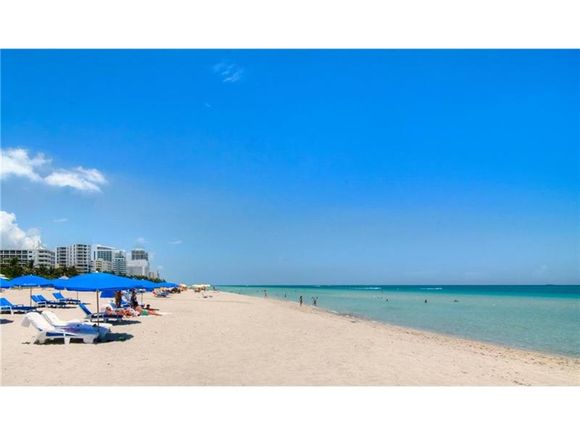  Apto 3 dormitorios em frente a praia - Sunny Isles Beach - Miami - $1,340,000 