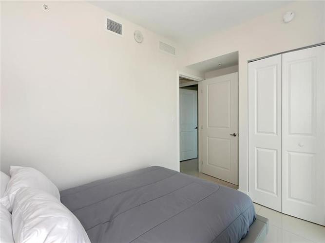  Apto. Mobiliado 3 Dormitorios em Sunny Isles Beach -  $1,149,000 