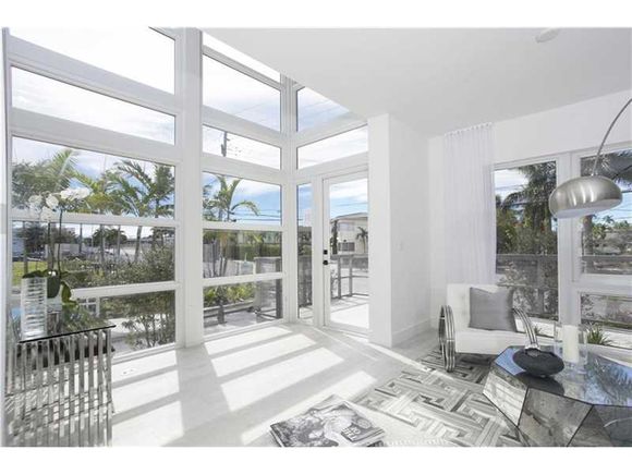  Iris On The Bay - Miami Beach - Novo Apto de Luxo -  $925,0000  