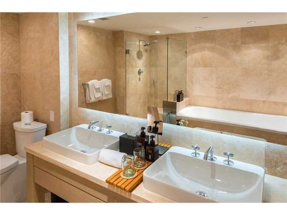 1 Hotel & Homes Resort - South Beach - 5 Estrelas - $2,000,000