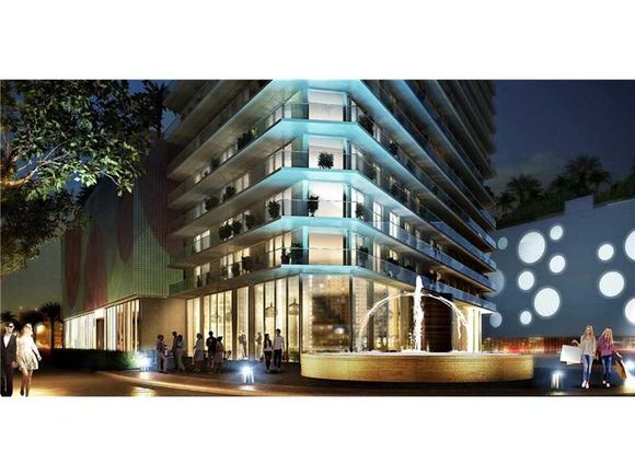 Paraso - Apto de Luxo 4 Dormitrios - Prdio novo em frente da baia perto de Downtown-$1,766,900
