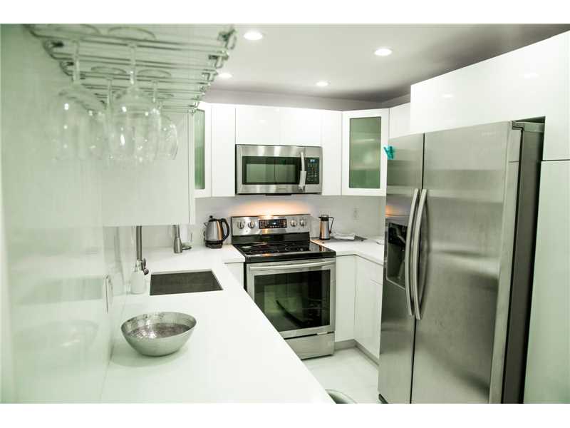 Apartamento Chique em Aventura - Miami - $349,000