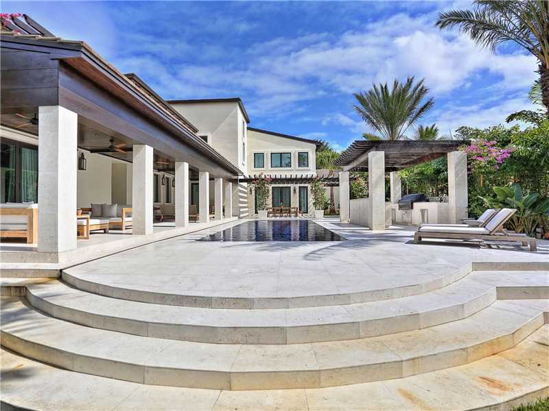Manso em frente o Biltmore Campo de Golf - Coral Gables - Miami- $5,850,000