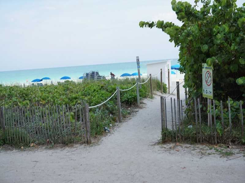 Apto em frente a praia no predio de luxo - Miami Beach - $515,000