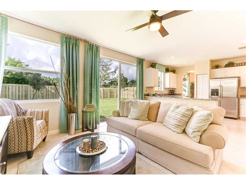 Casa Nova em Homestead - Miami - 4 dormitorios $361,375 