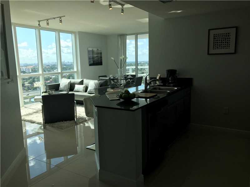  Apto 2 Dormitorios no South River Drive - Miami  $355,800    