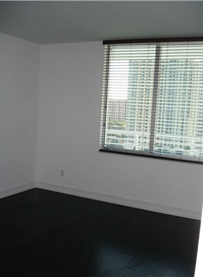 Espetacular Apartamento em Miami Beach com Vista para Biscayne Bay $389,900