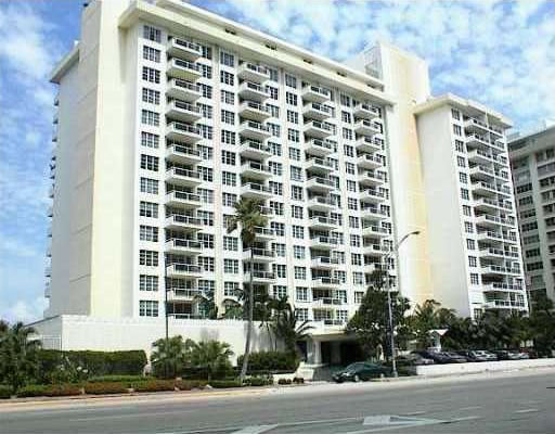 Collins Ave - Miami Beach - Apto. 2 Quartos $385,000