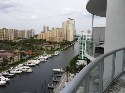 Aventura - Miami - Apartamento Moderno - 2 Quartos $375,000