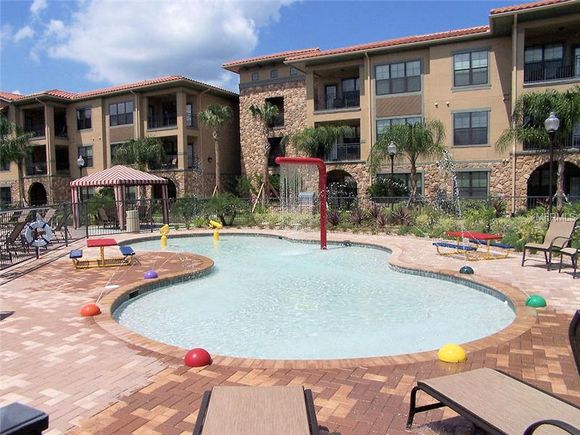 Apartamento Mobiliado em Orlando dentro Resort Condominio - aluguel temporario autorizado - $150,000 