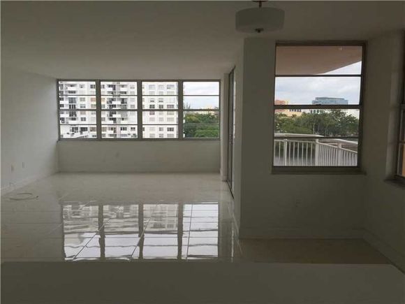 AApartamento com Vista do Intercoastal - Aventura - Miami 2 dormitorios - $275,000