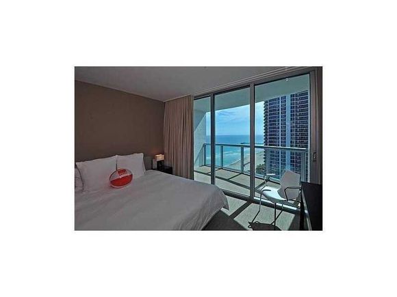 Apartamento em Frente a Praia - Sole - Sunny Isles -$500,000  