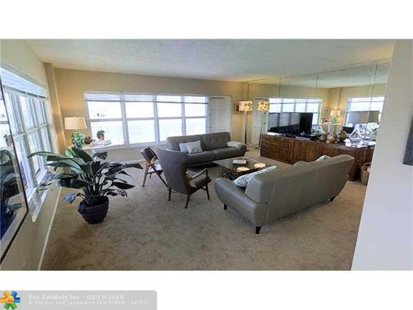 AApartamento Reformado em frente a praia em Fort Lauderdale, Flordia - $497,500