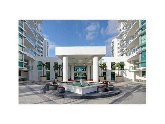 Apartamento de Alto Luxo - Aventura - Miami - $534,900