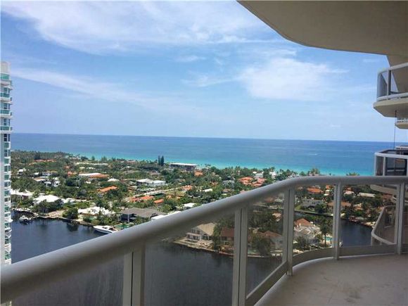 Apartamento com visto do mar em Aventura - Miami - $549,000  