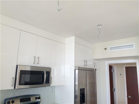 Apartamento com visto do mar em Aventura - Miami - $549,000 