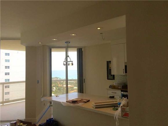 Apartamento com visto do mar em Aventura - Miami - $549,000  