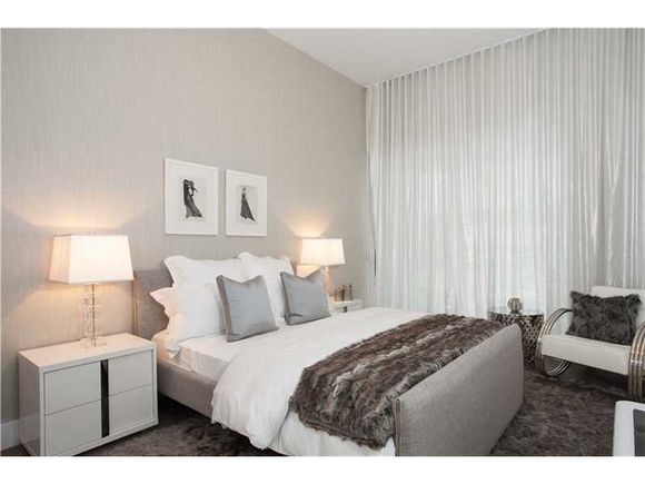  Iris On The Bay - Miami Beach - Novo Apto de Luxo -  $925,000  