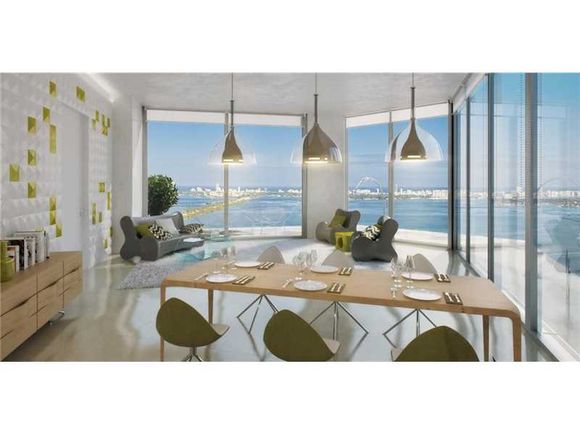 Paraso - Apto de Luxo 4 Dormitrios - Prdio novo em frente da baia perto de Downtown-$1,766,900