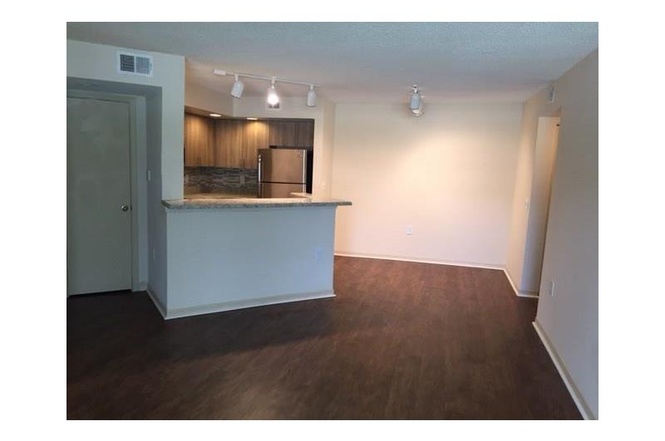 Apartamento 2 dormitorios em Plantation / Sunrise Florida - 20 minutos a Miami - $212,900