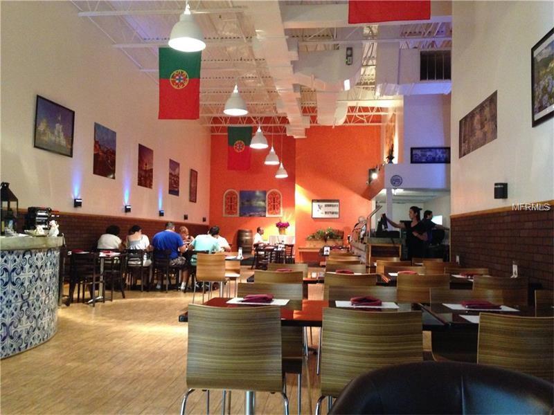  Restaurante Funcionando em Are Turstica - International Drive - Orlando - $280,000