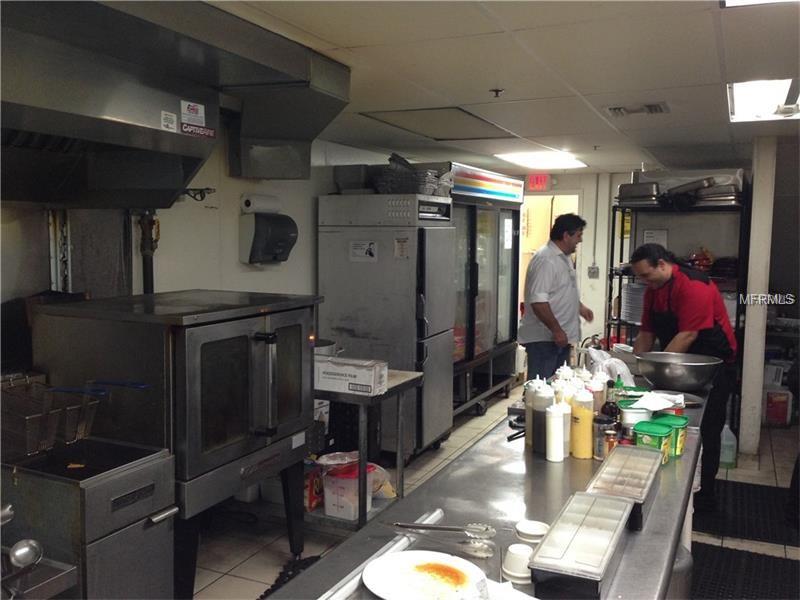  Restaurante Funcionando em Are Turstica - International Drive - Orlando - $280,000