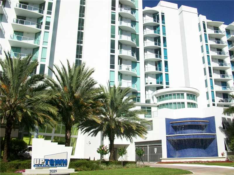 Apto Moderno no Uptown Marina Lofts - Aventura - $349,000