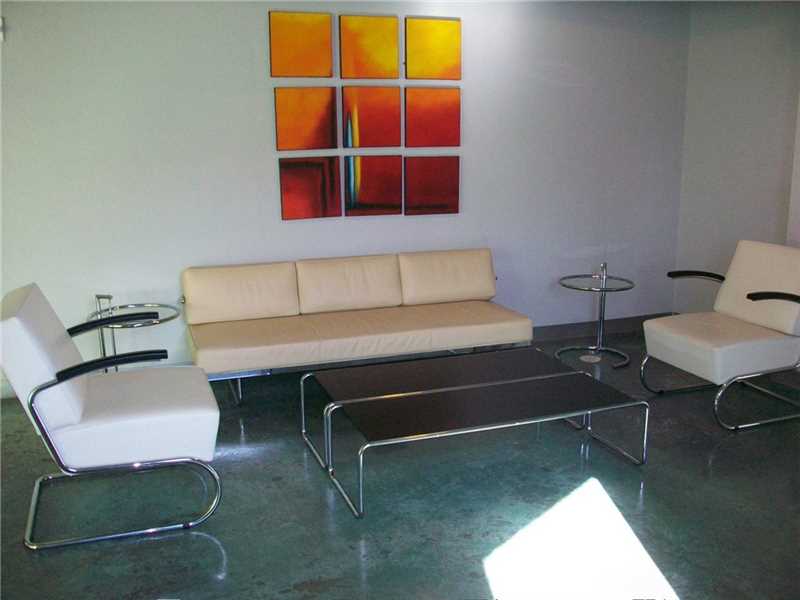 Apto Moderno no Uptown Marina Lofts - Aventura - $349,000