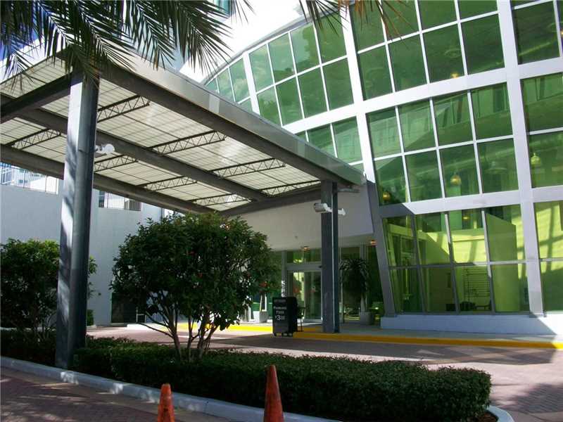 Apto Moderno no Uptown Marina Lofts - Aventura - $349,000