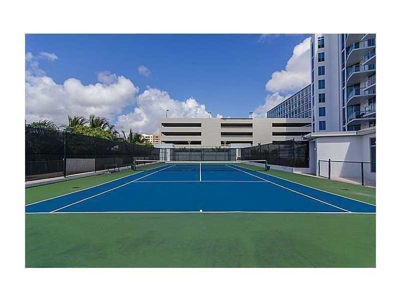 Apto Moderno no Uptown Marina Lofts - Aventura - $349,000