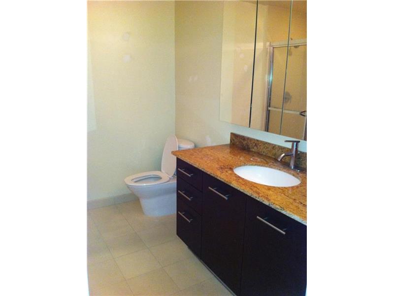 Apto Moderno no Uptown Marina Lofts - Aventura - $349,000