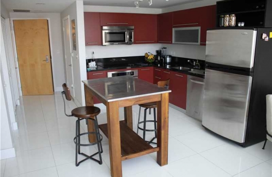 Duplex 2 Dormitrios em Downtown - Miami -  $370,000