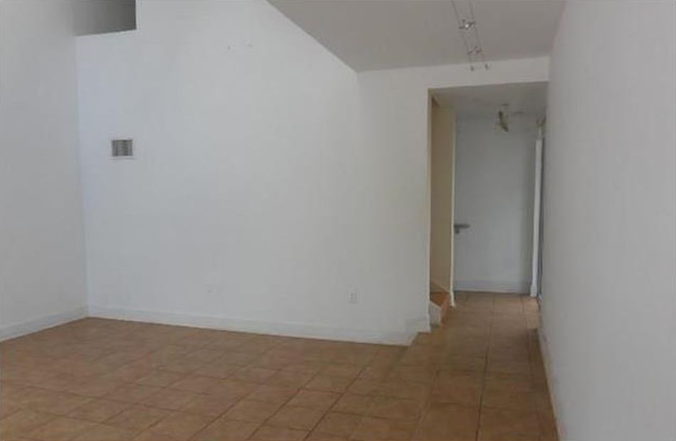 Townhouse Moderna em Miami Beach - 3 dormitorios / garagem fechado 2 carros - $588,000