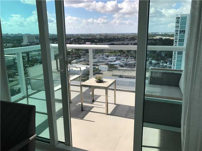  Apto 2 Dormitorios no South River Drive - Miami  $355,800   