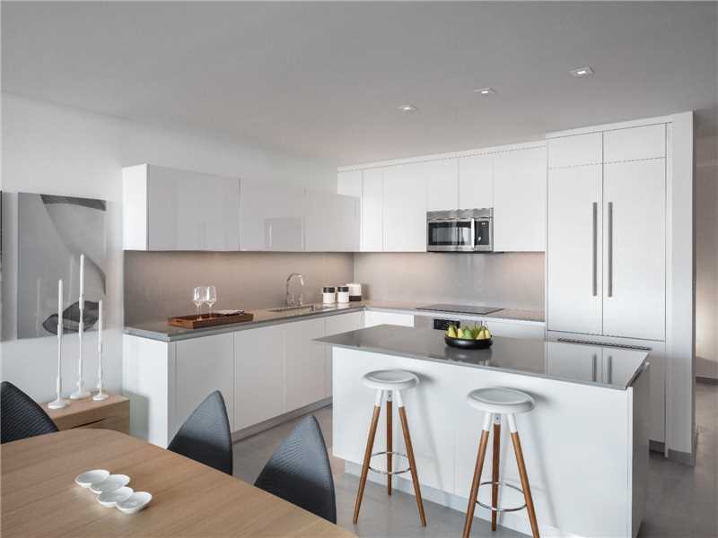 Novo Apto 3 Quartos no Brickell City Centre Rise $852,900