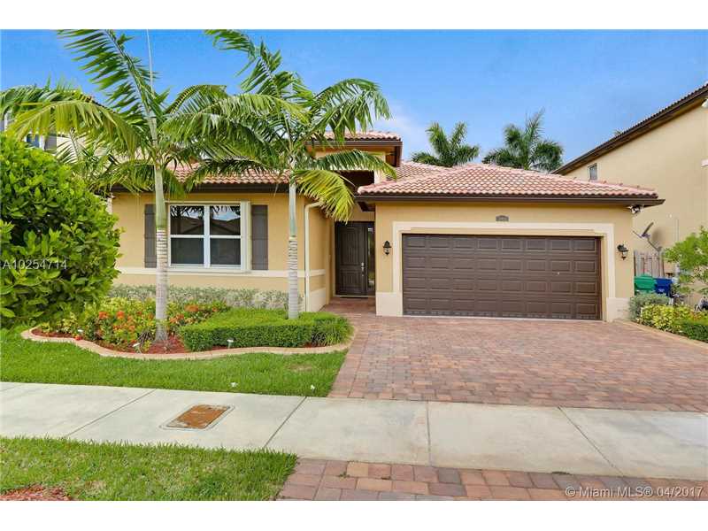 Casa Nova 4 Dormitorios em Homestead - Miami $343,890
