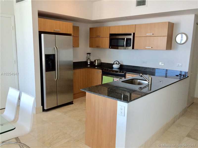 Apartamento Lindo A Venda no Wind Condo - Downtown Miami $359,900