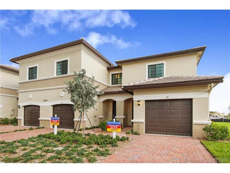 Novo Townhouse A Venda 3 quartos no Eastside Village - Fort Lauderdale - $356,980   