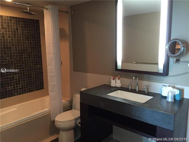 Investidors - Apartamento em Apart Hotel - 2 dormitórios em frente a praia todo mobiliado - Sunny Isles Beach $499,000