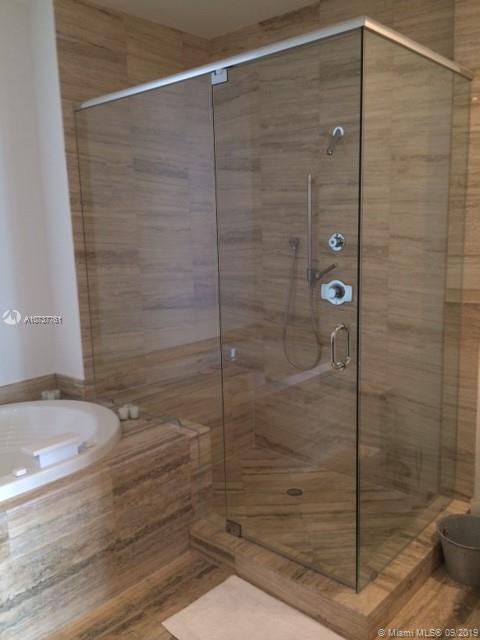 Apartamento de luxo ŕ venda emMiami $ 729.000