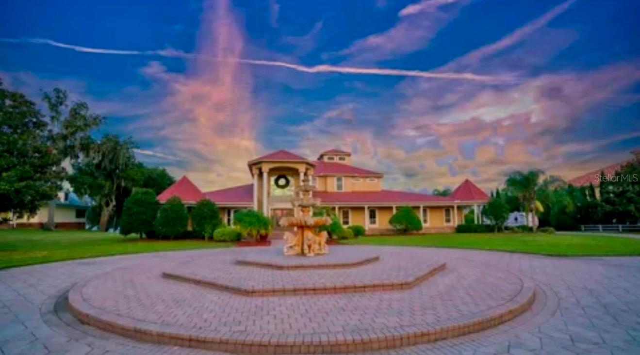 Mansao De Luxo e Fazenda em Frente a Lagoa entre Tampa e Orlando