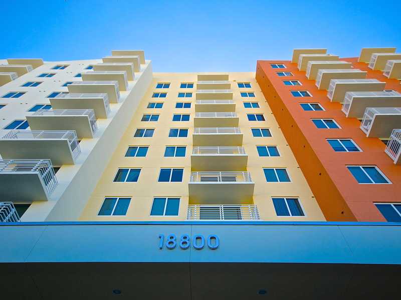 Apartamento Bonito de 2 quartos em Aventura - Miami $380,000 
