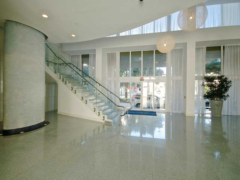 Apartamento Bonito de 2 quartos em Aventura - Miami $380,000