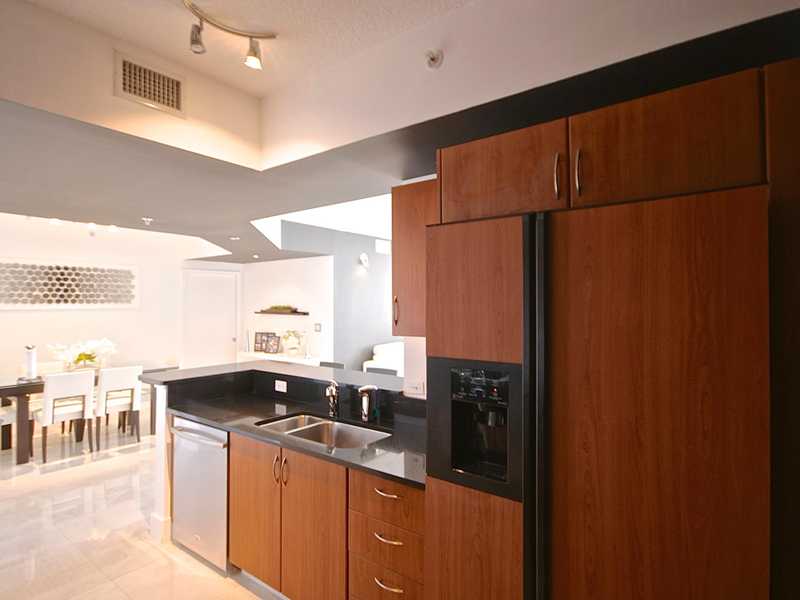 Apartamento Bonito de 2 quartos em Aventura - Miami $380,0000