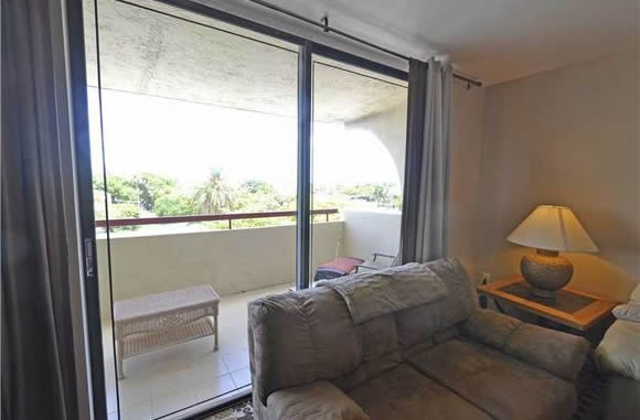 Apartamento em Miami Beach - 2 quartos / 2 banheiros - $250,000