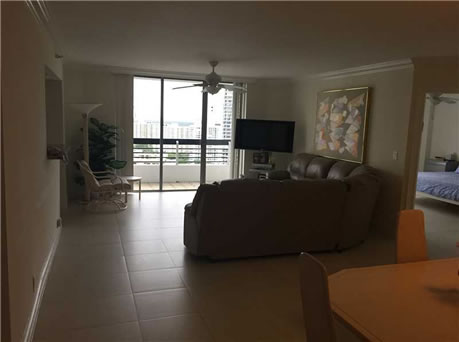Apto 2 quartos no 29 andar - Aventura - Miami - $399,026