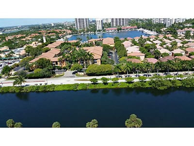 Apto perto de Shopping Aventura - Aventura - Miami (2 quartos) $300,000 