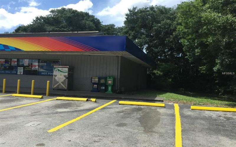Imóvel Comercial para Venda em Oviedo - $800,000