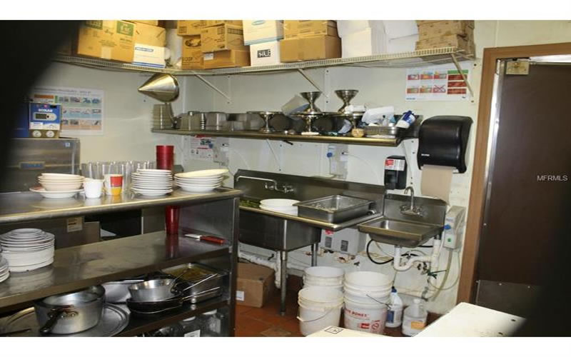 Imóvel Comercial para Venda em Kissimmee, FL - $ 315,000
